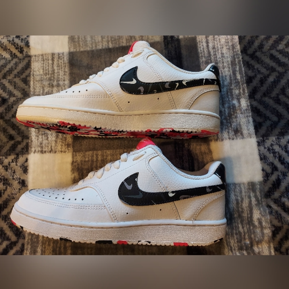 Nike Court low